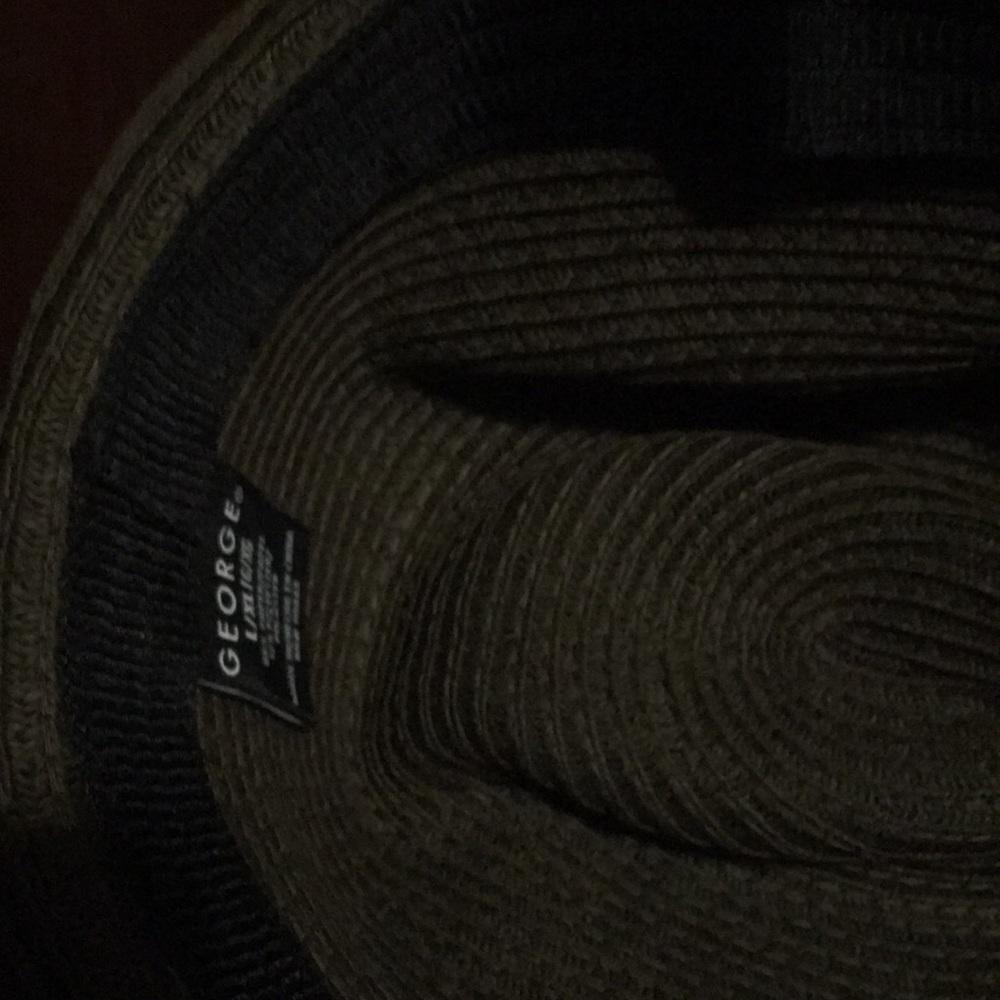 Hat - Picture 3 of 3